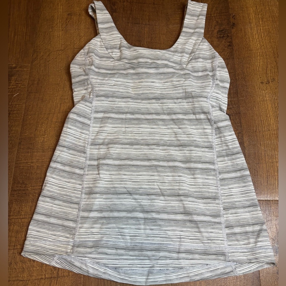 lululemon tank
